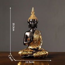 Załaduj obraz do przeglądarki galerii, Figurka Złoty Buddha
